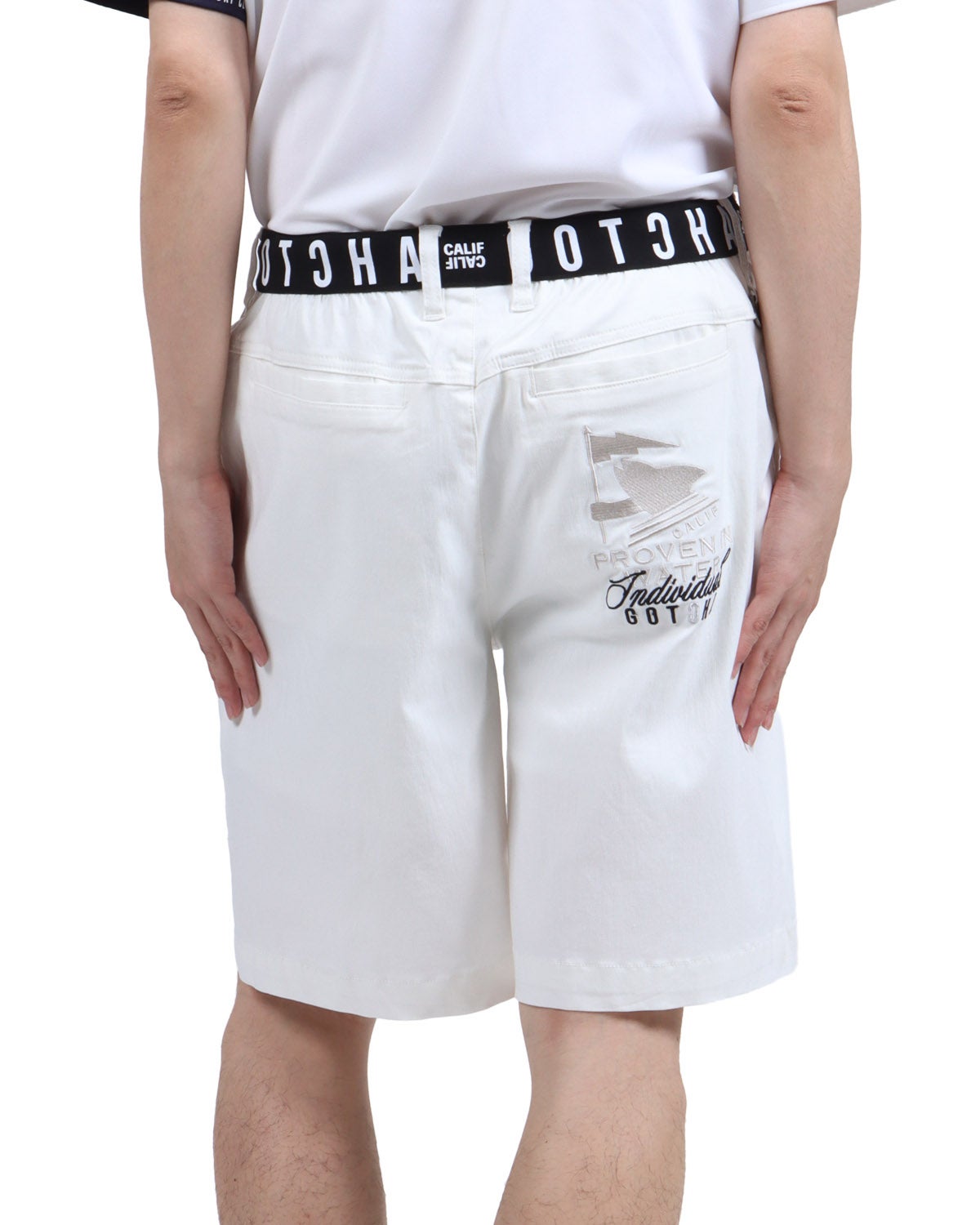 ホワイト：173cm63kg(Lサイズ着用)