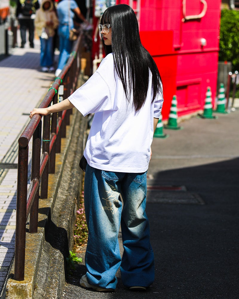 ホワイト：160cm(Mサイズ着用)