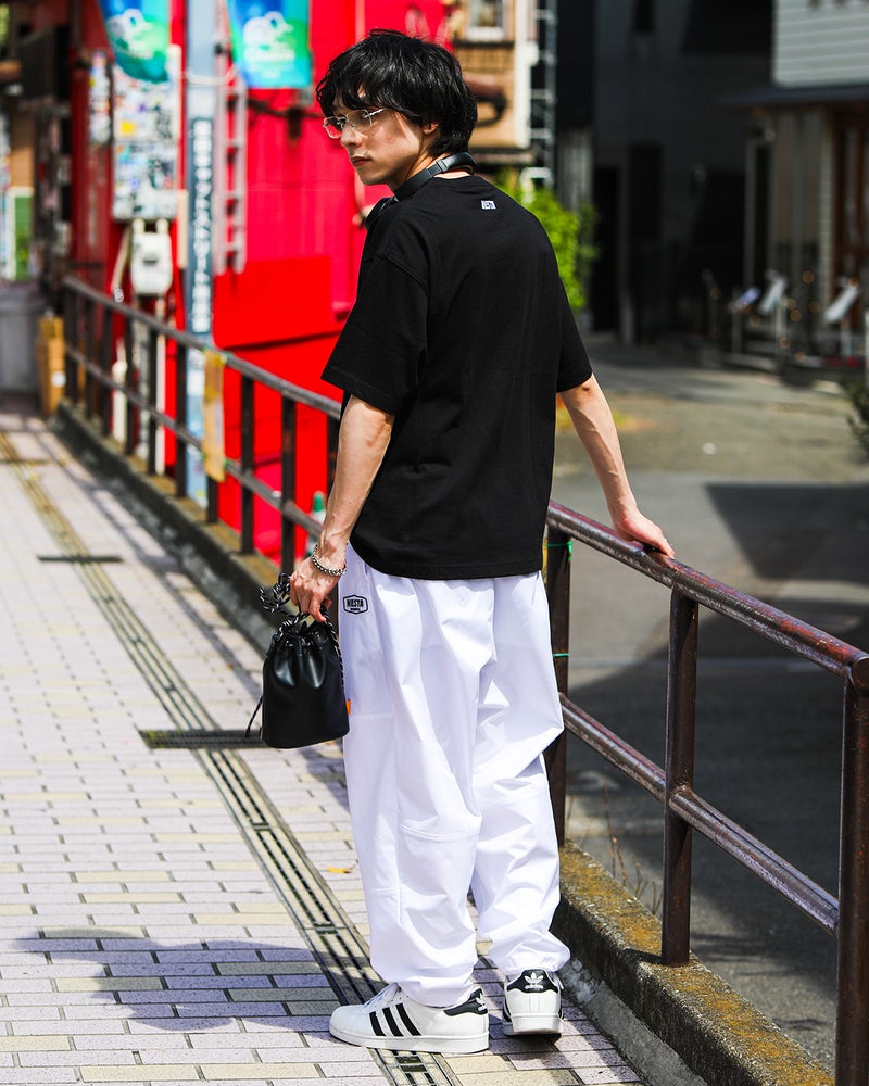 ブラック：175cm(Mサイズ着用)