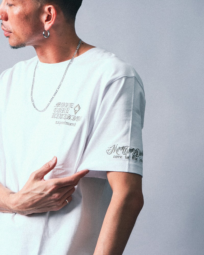 ホワイト：183cm(XLサイズ着用)