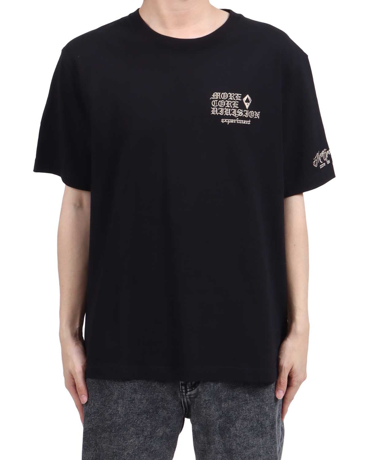 ブラック：173cm63kg(Lサイズ着用)