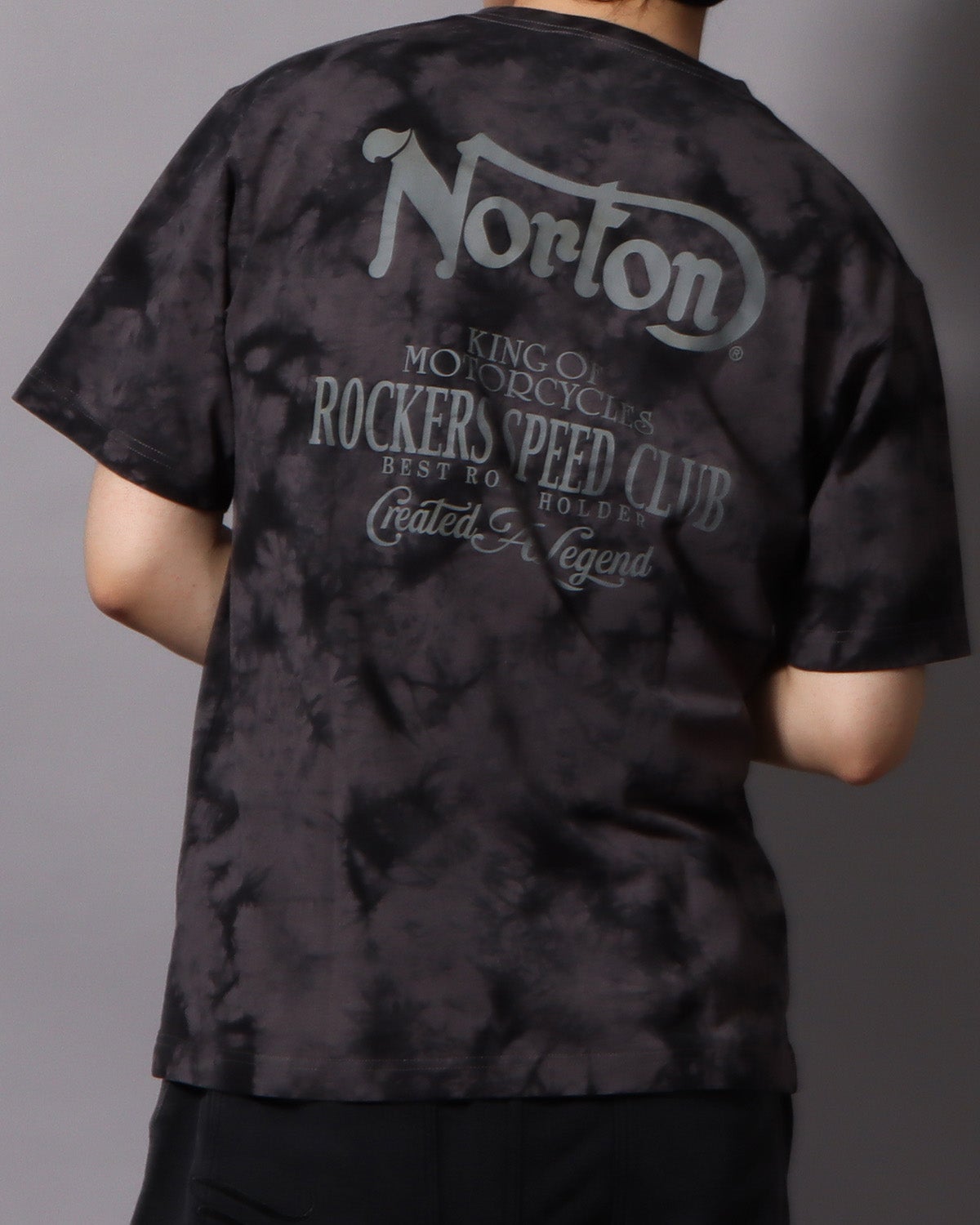 ブラック：178cm/75kg(Lサイズ着用)