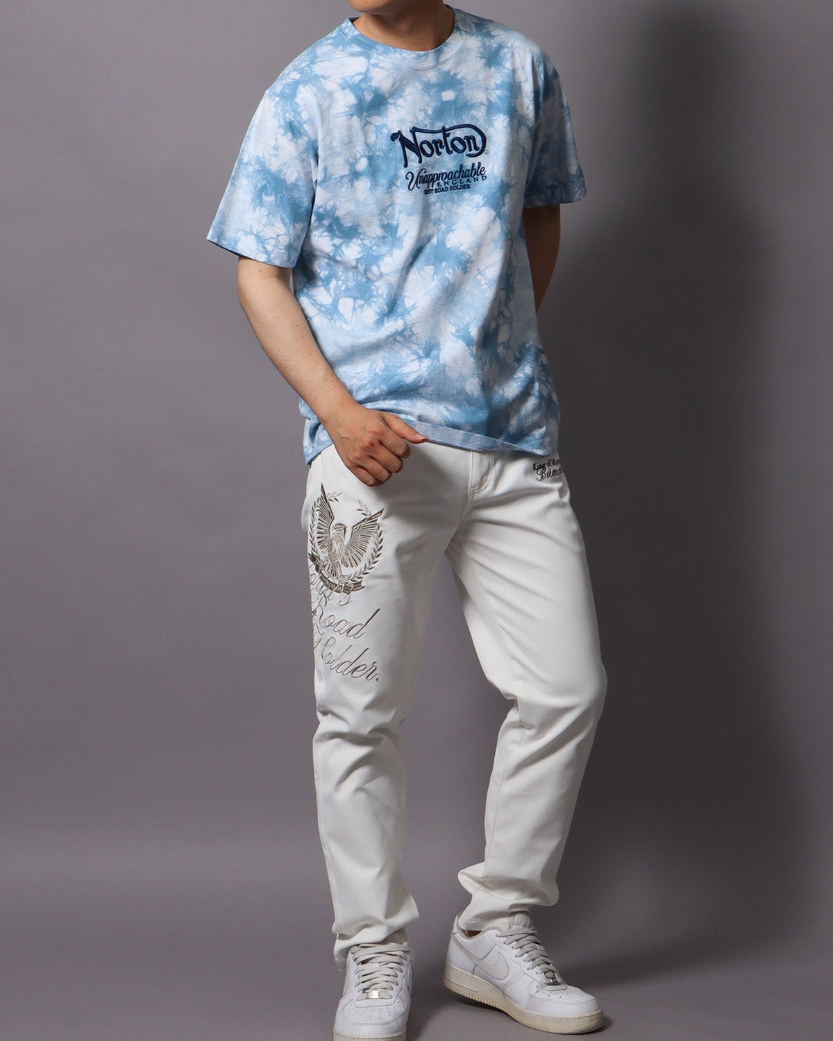 サックス：178cm/75kg(Lサイズ着用)