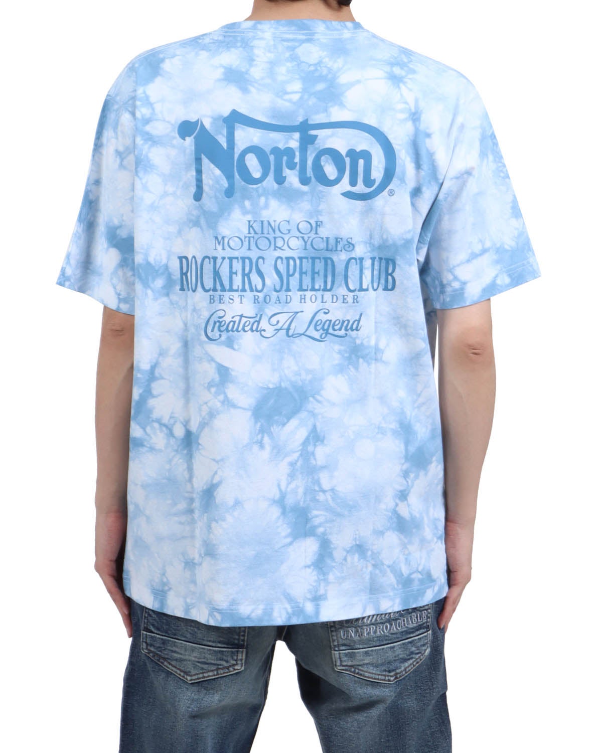 サックス：173cm63kg(Lサイズ着用)