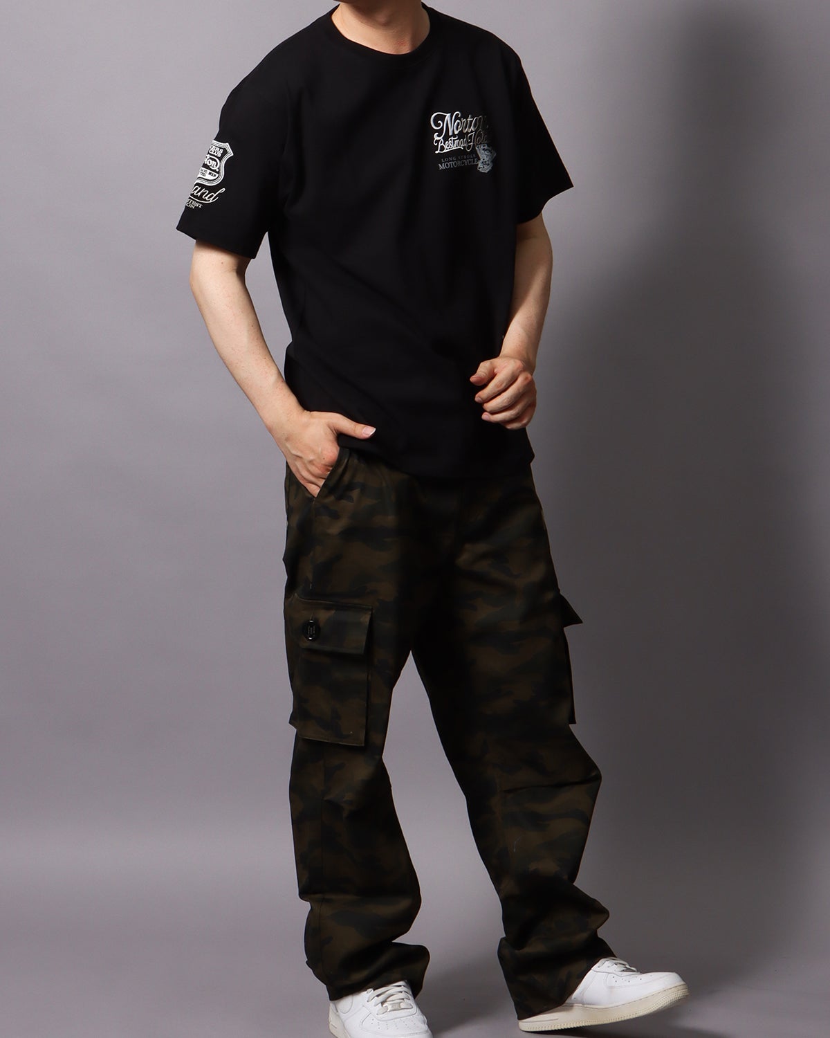 ブラック：178cm/75kg(Lサイズ着用)