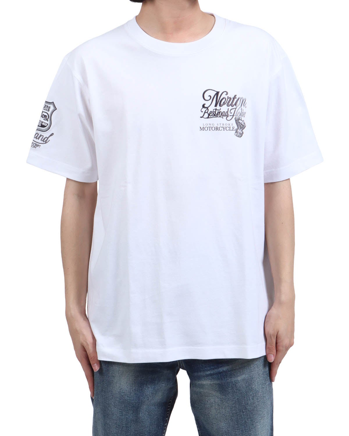 ホワイト：173cm63kg(Lサイズ着用)