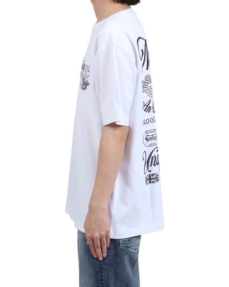 ホワイト：173cm63kg(Lサイズ着用)