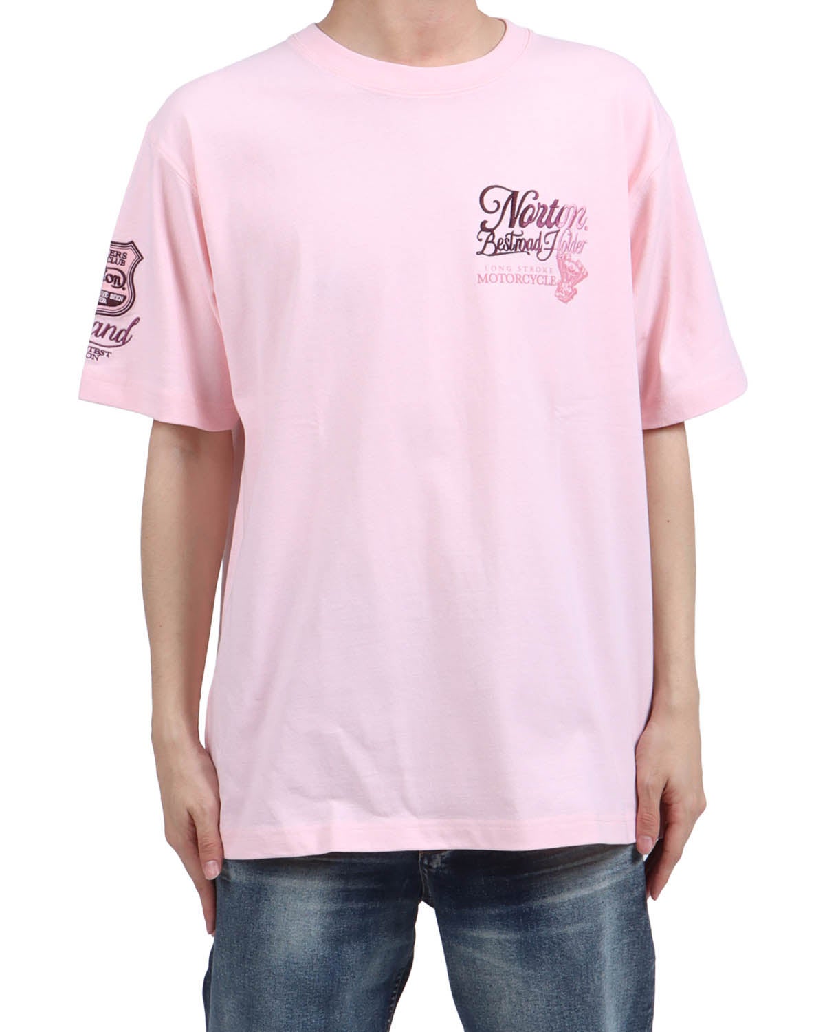 ベビーピンク：173cm63kg(Lサイズ着用)