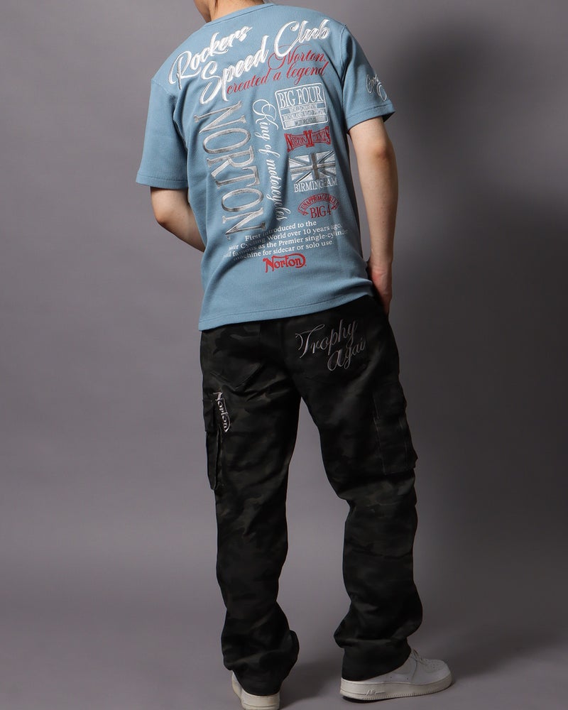 ブルーグレー：178cm/75kg(Lサイズ着用)