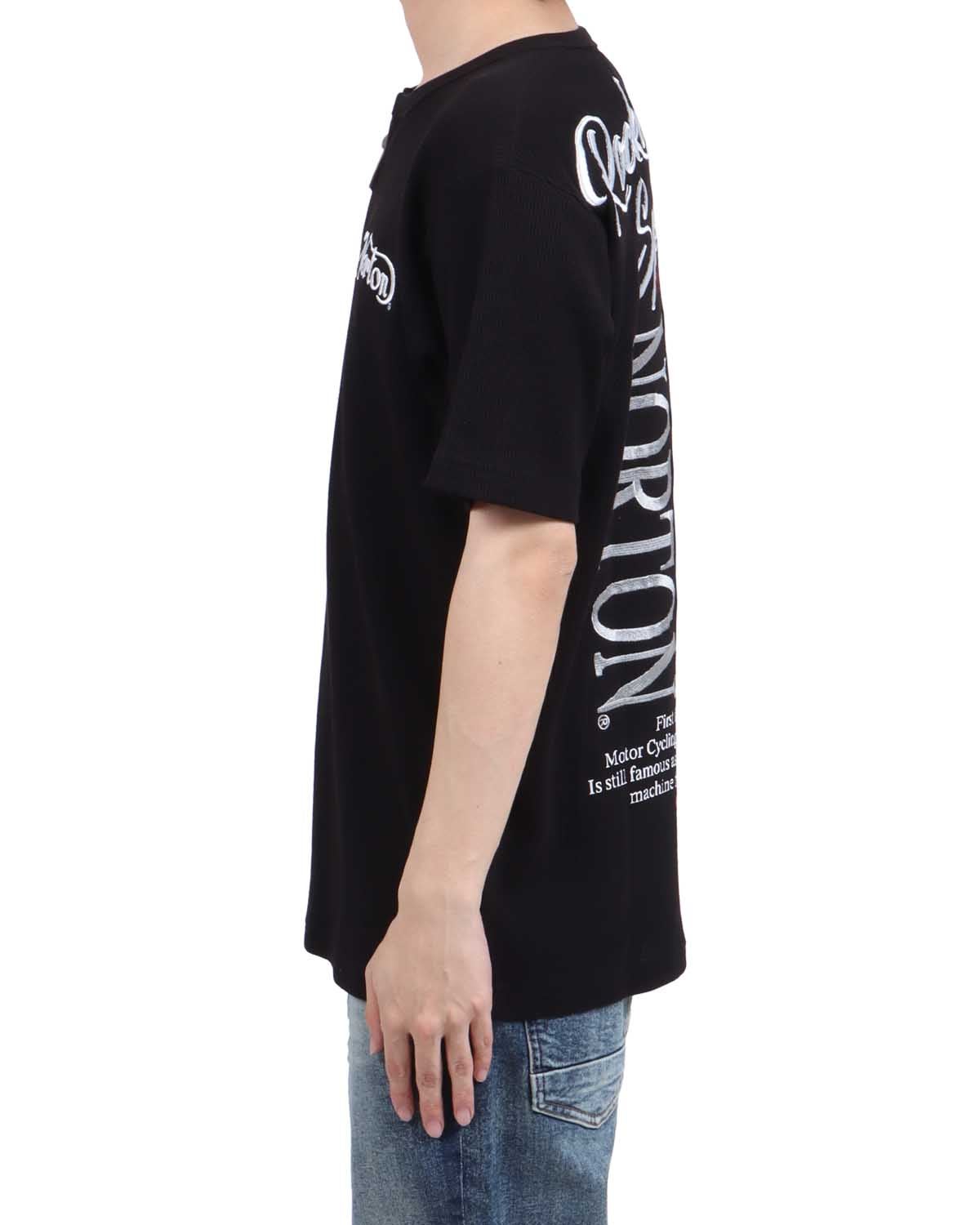 ブラック：173cm63kg(Lサイズ着用)