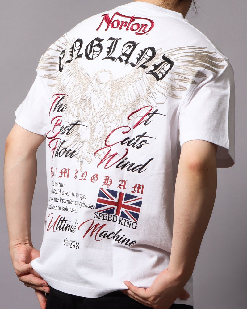 ホワイト：178cm/75kg(Lサイズ着用)