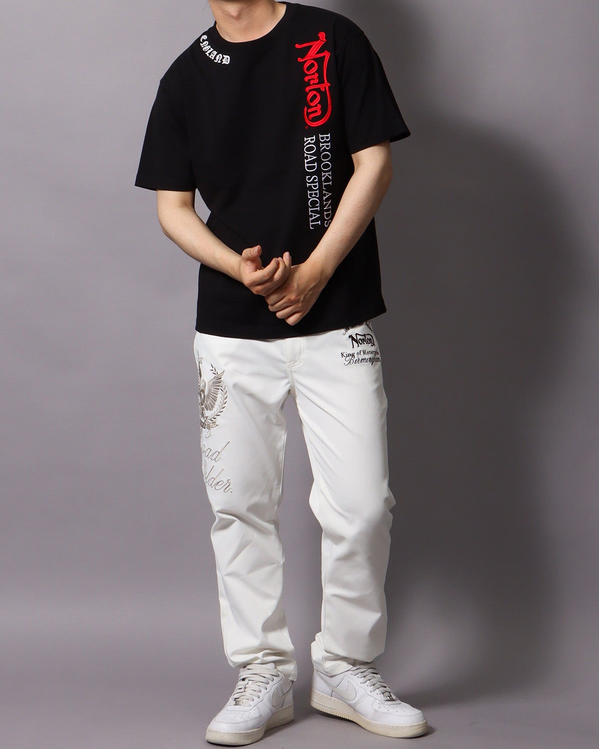 ブラック：178cm/75kg(Lサイズ着用)