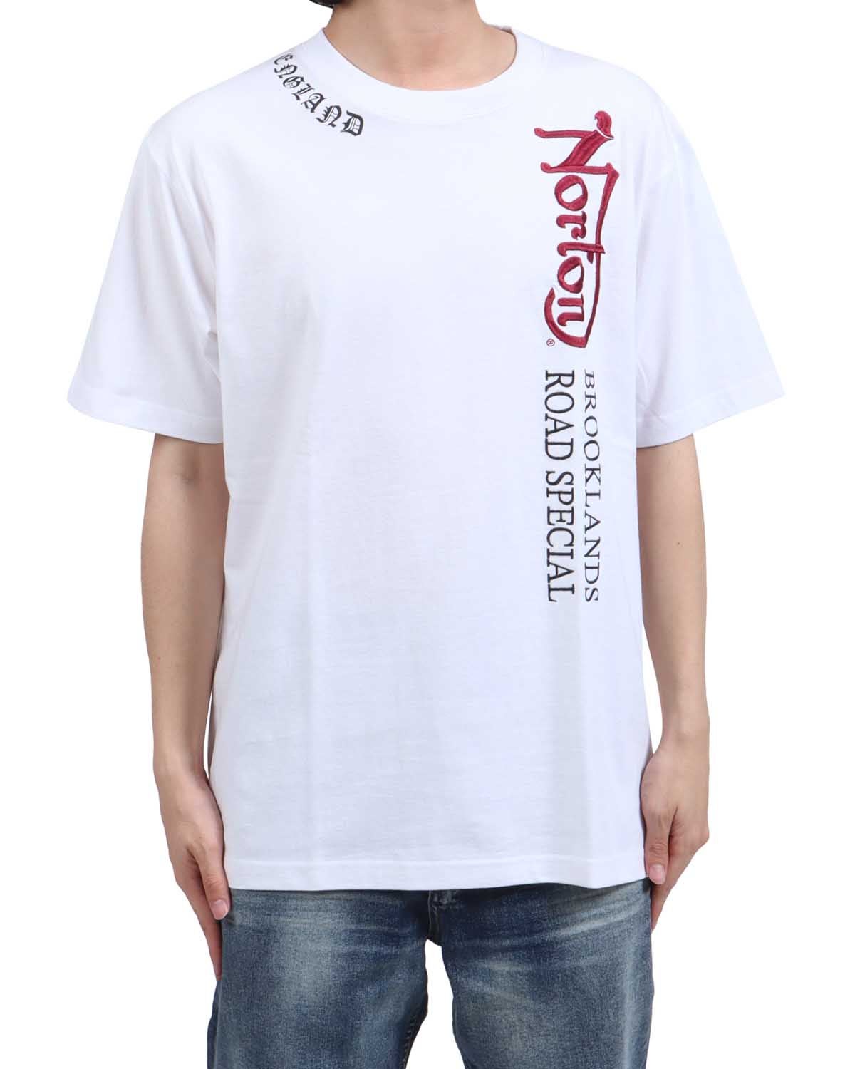 ホワイト：173cm63kg(Lサイズ着用)