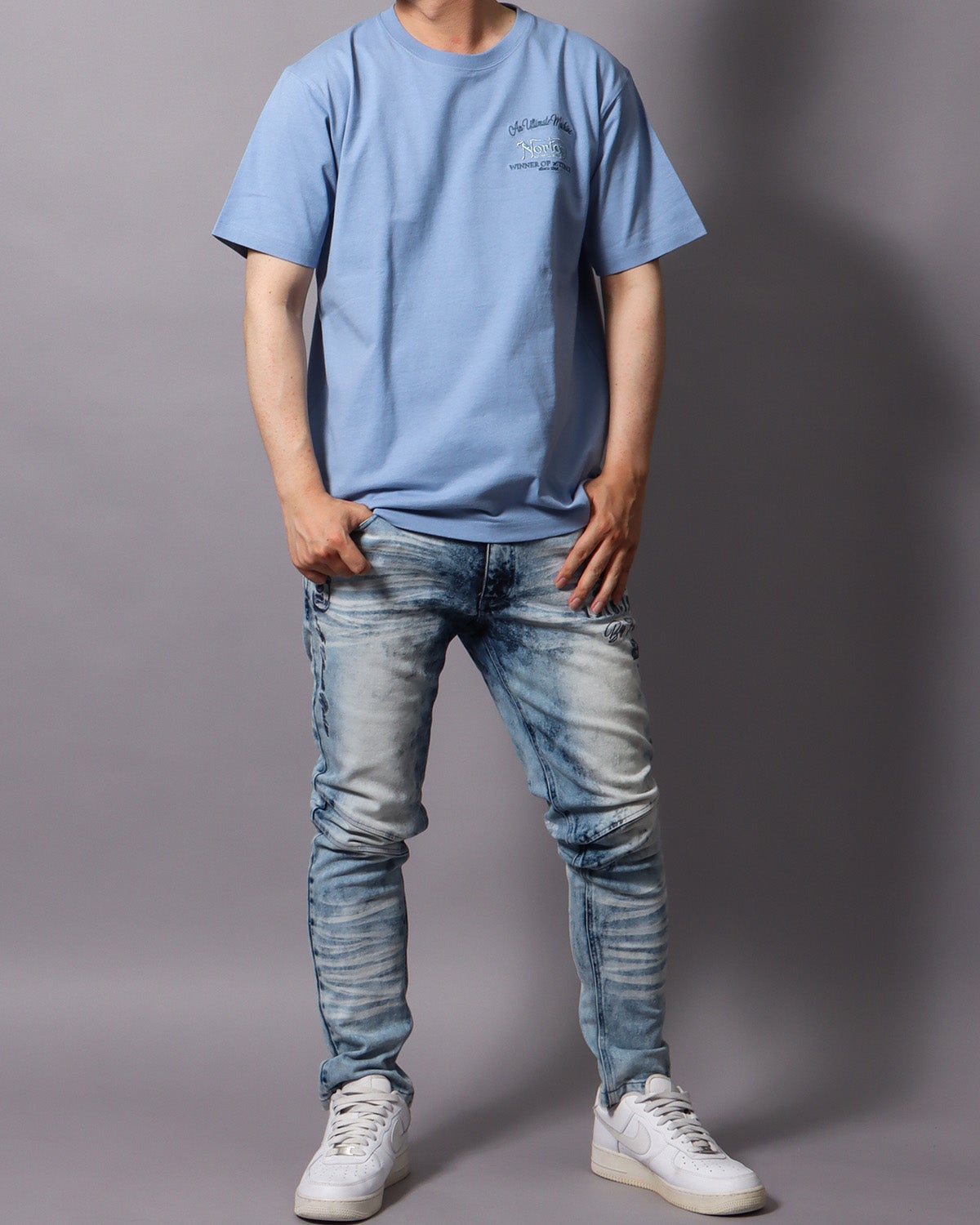 ブルー：178cm/75kg(Lサイズ着用)