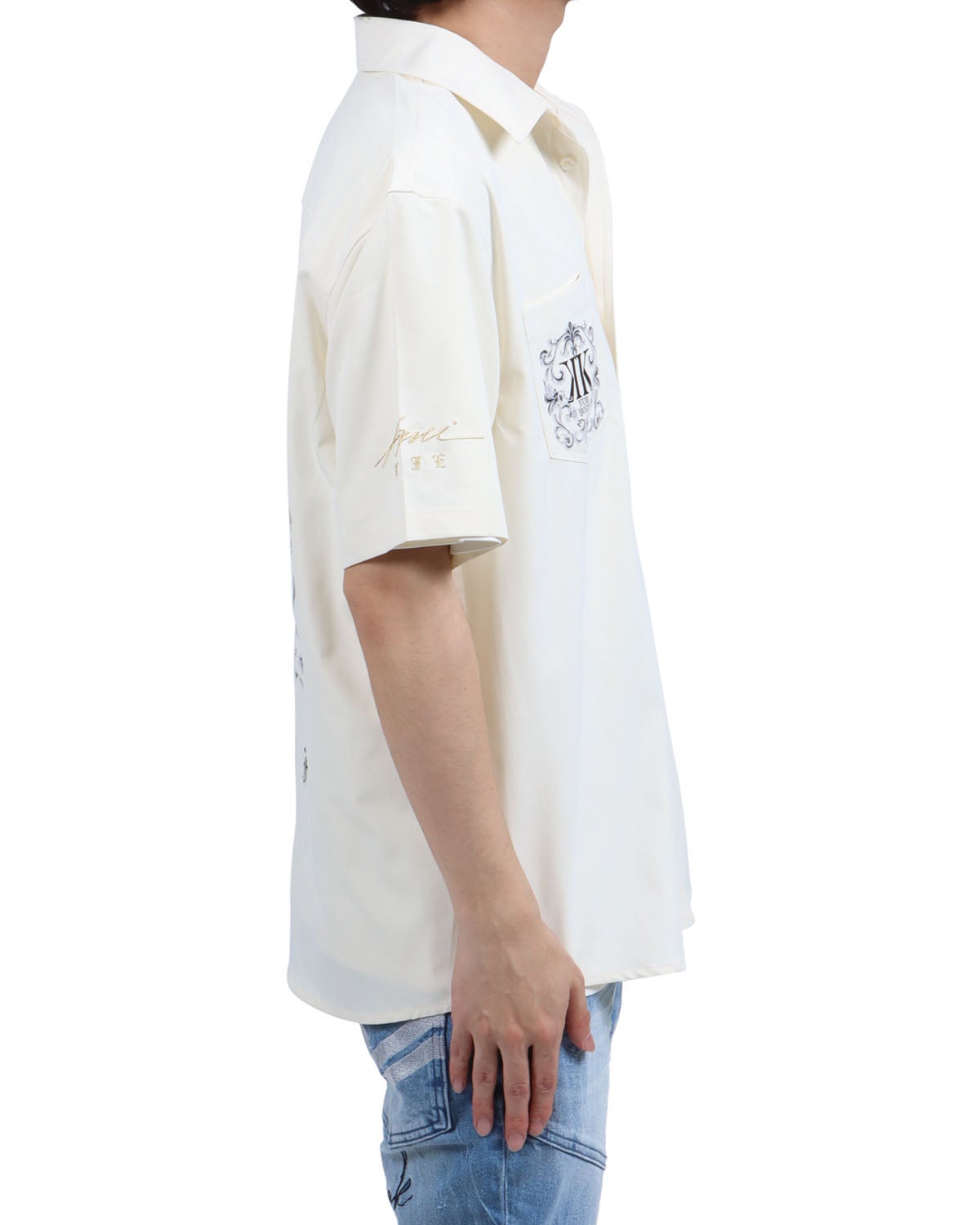 オフホワイト：173cm63kg(Lサイズ着用)