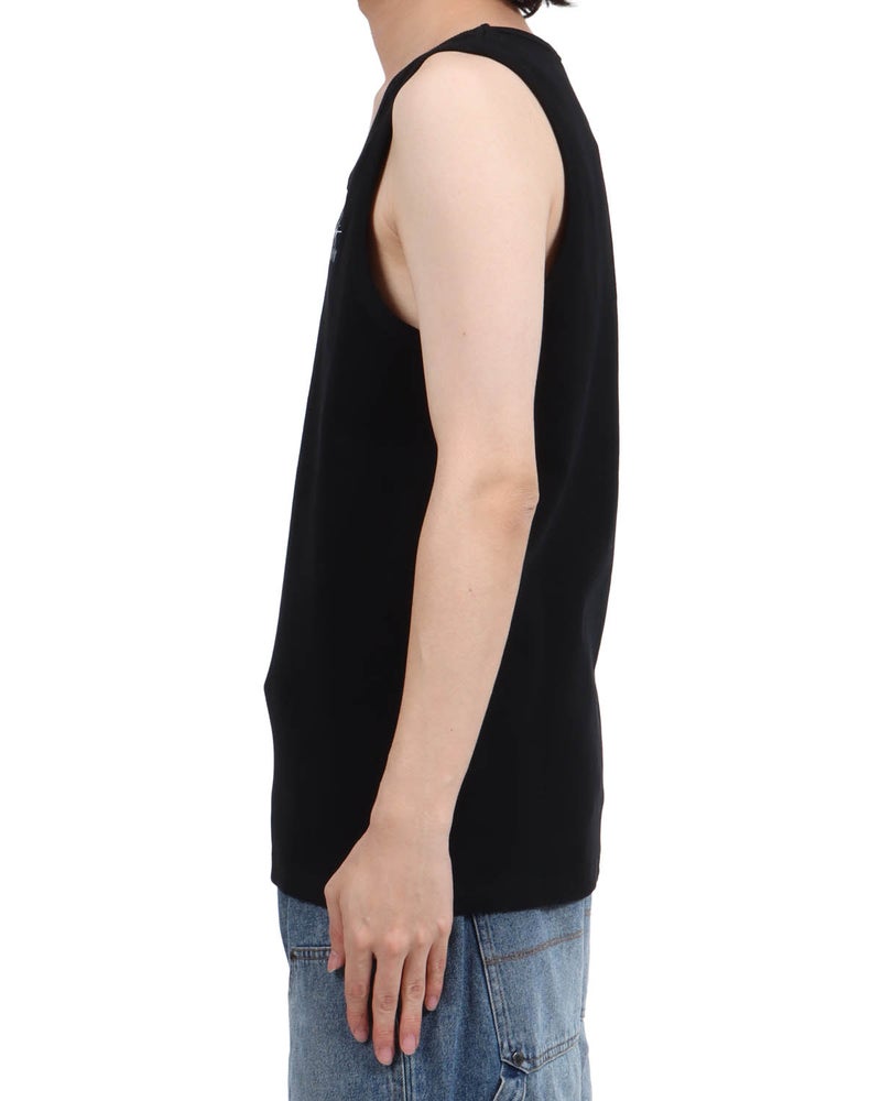 ブラック：173cm63kg(Lサイズ着用)