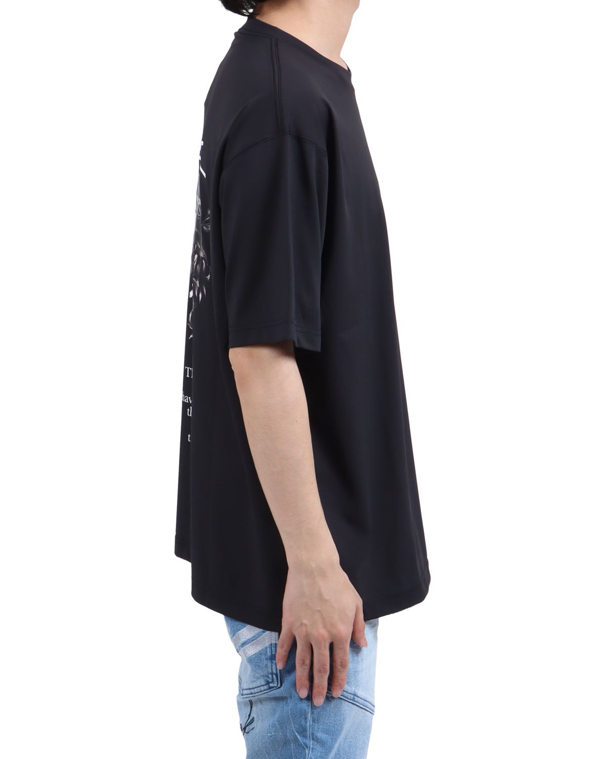 ブラック：173cm63kg(Lサイズ着用)