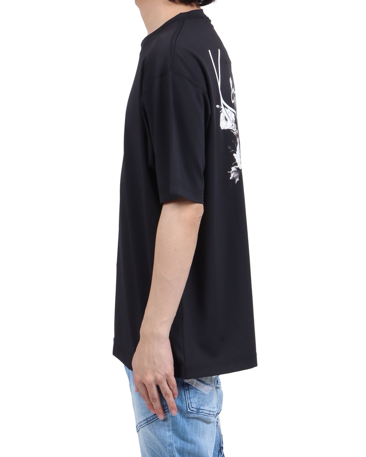 ブラック：173cm63kg(Lサイズ着用)