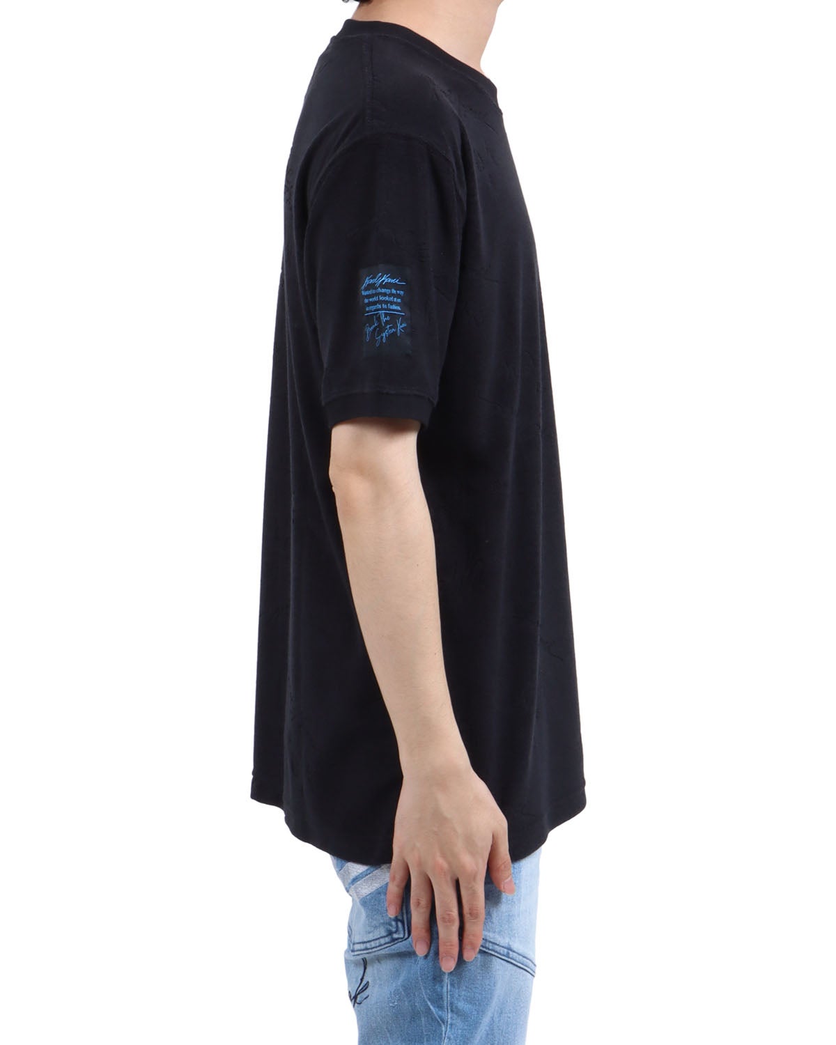 ブラック：173cm63kg(Lサイズ着用)