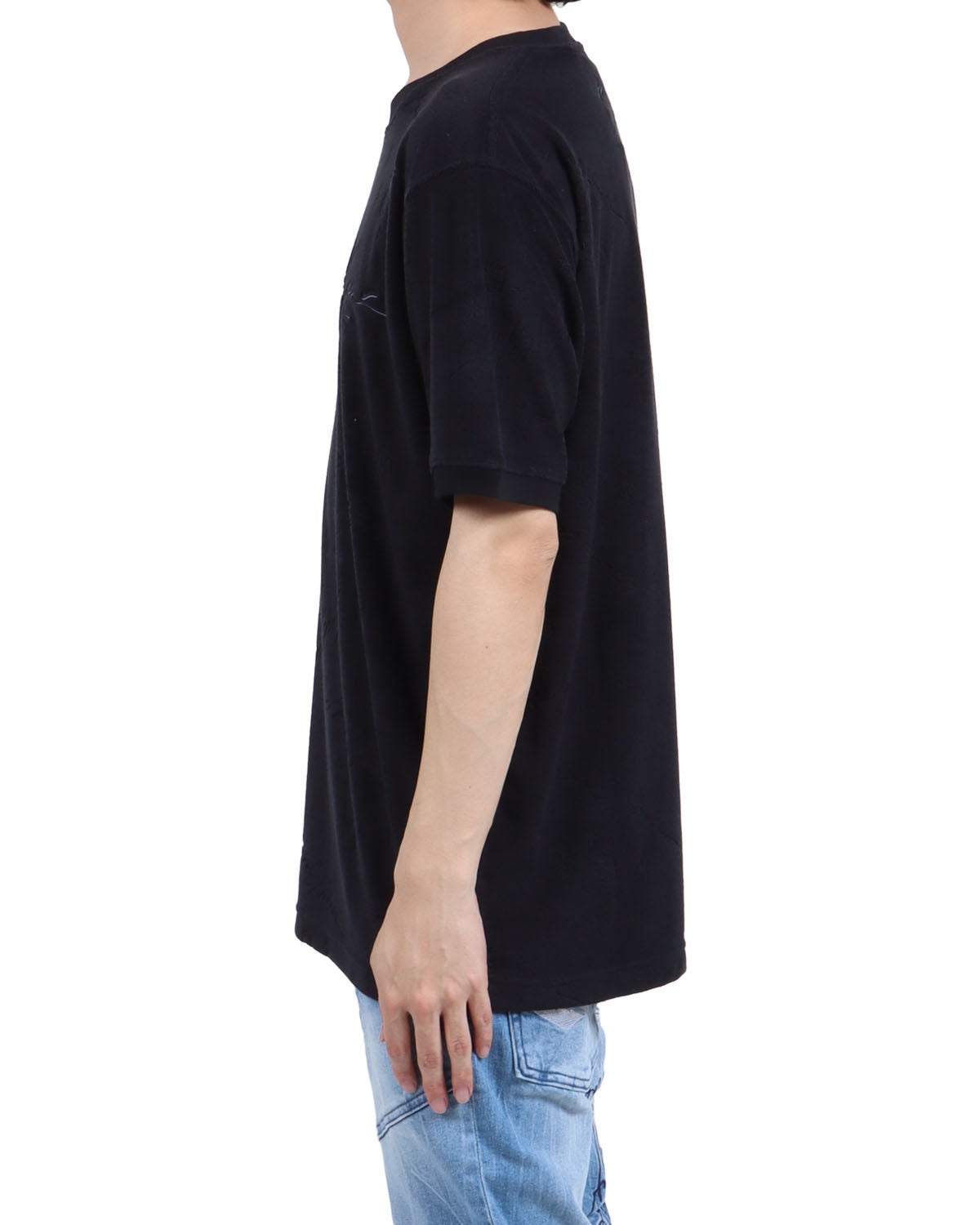 ブラック：173cm63kg(Lサイズ着用)