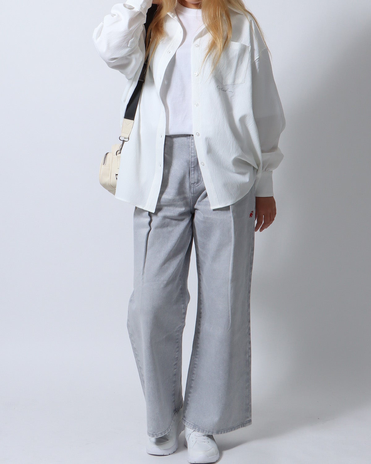 ホワイト：167cm(Lサイズ着用)