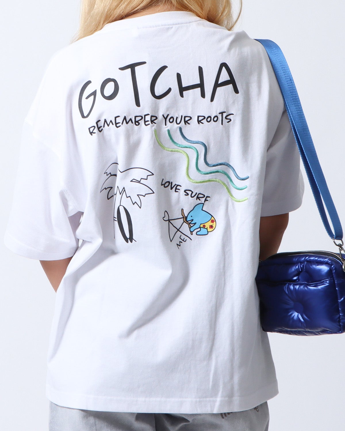 ホワイト：167cm(Lサイズ着用)