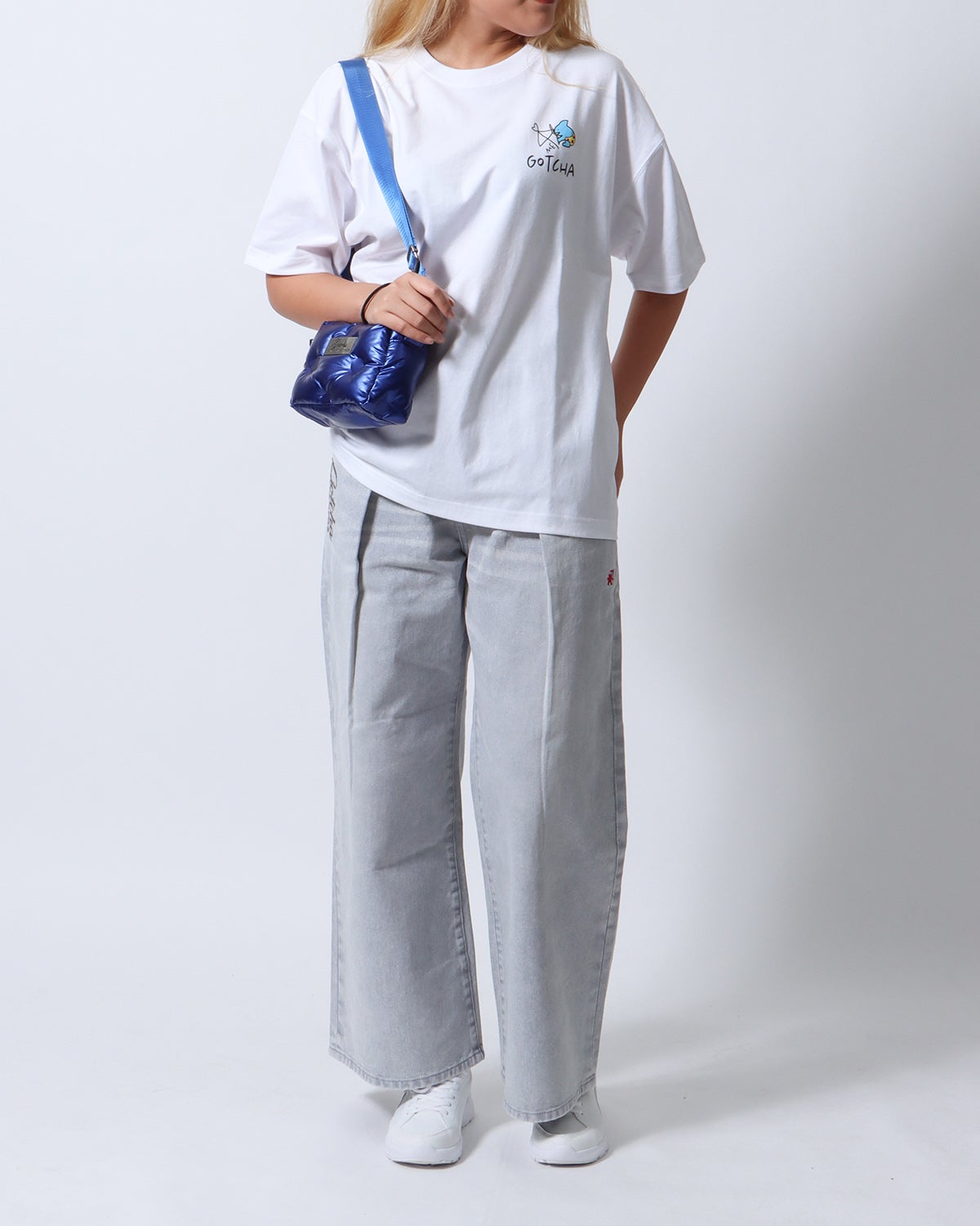 ホワイト：167cm(Lサイズ着用)