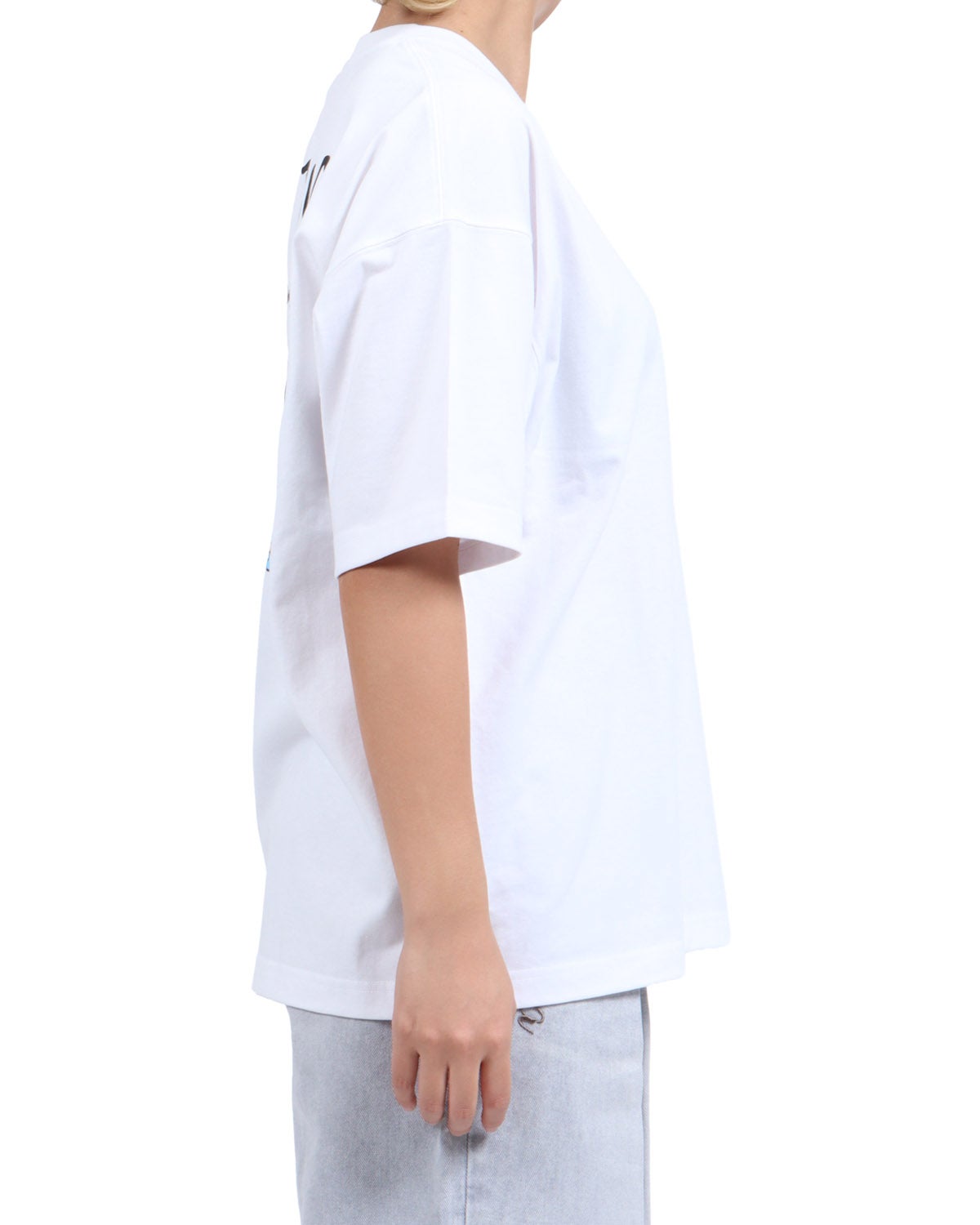 ホワイト：167cm(Lサイズ着用)