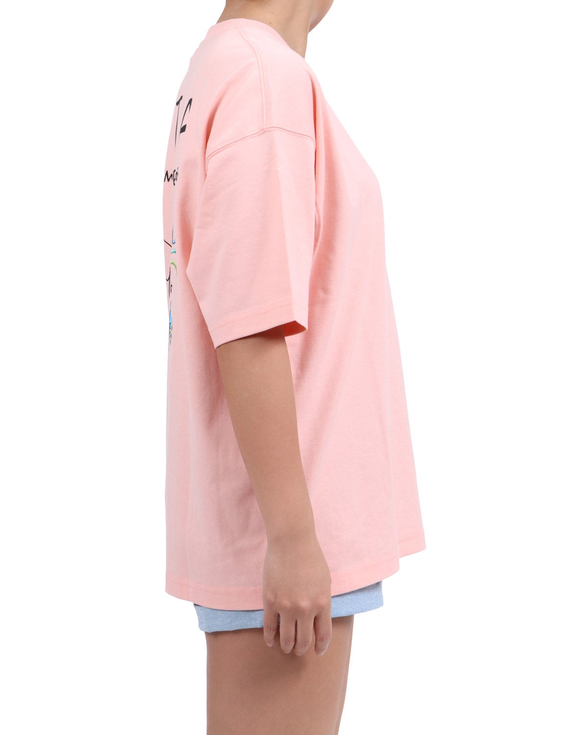 ピンク：167cm(Lサイズ着用)