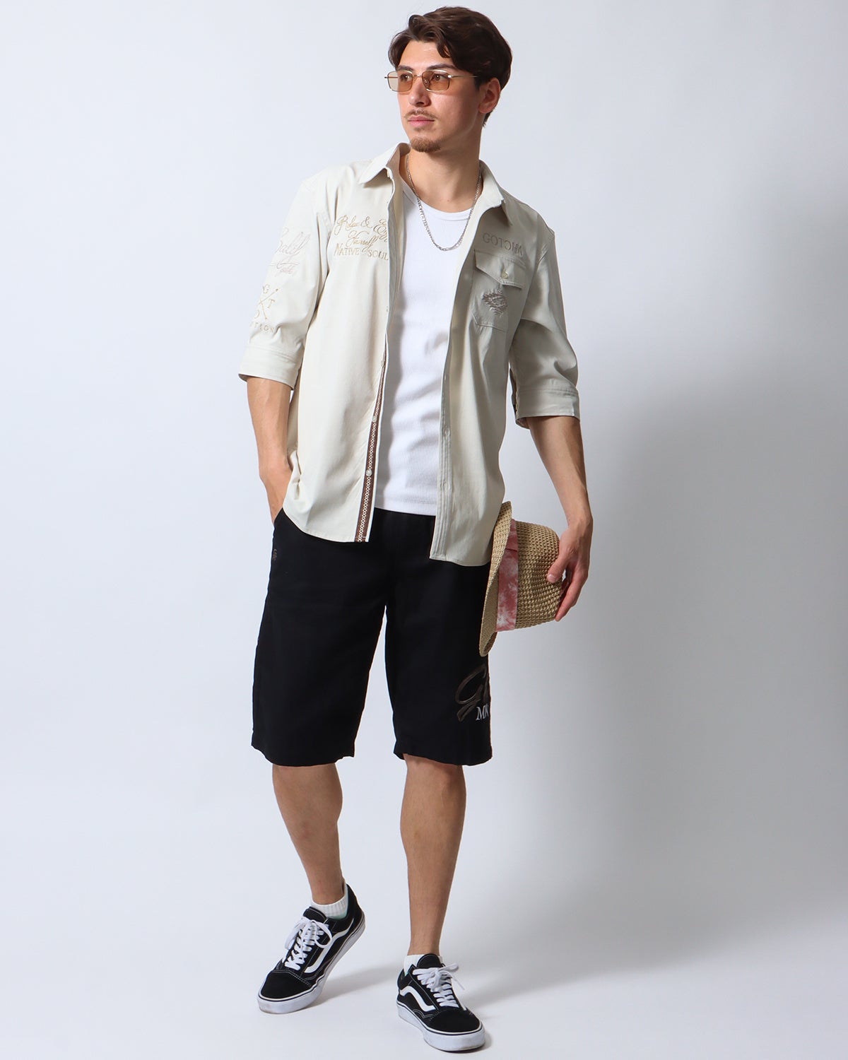 サンドベージュ：180cm/70kg(Lサイズ着用)