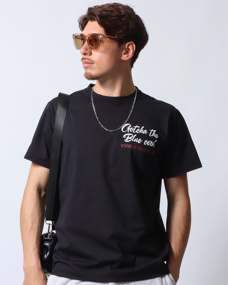 ブラック：180cm/70kg(Lサイズ着用)