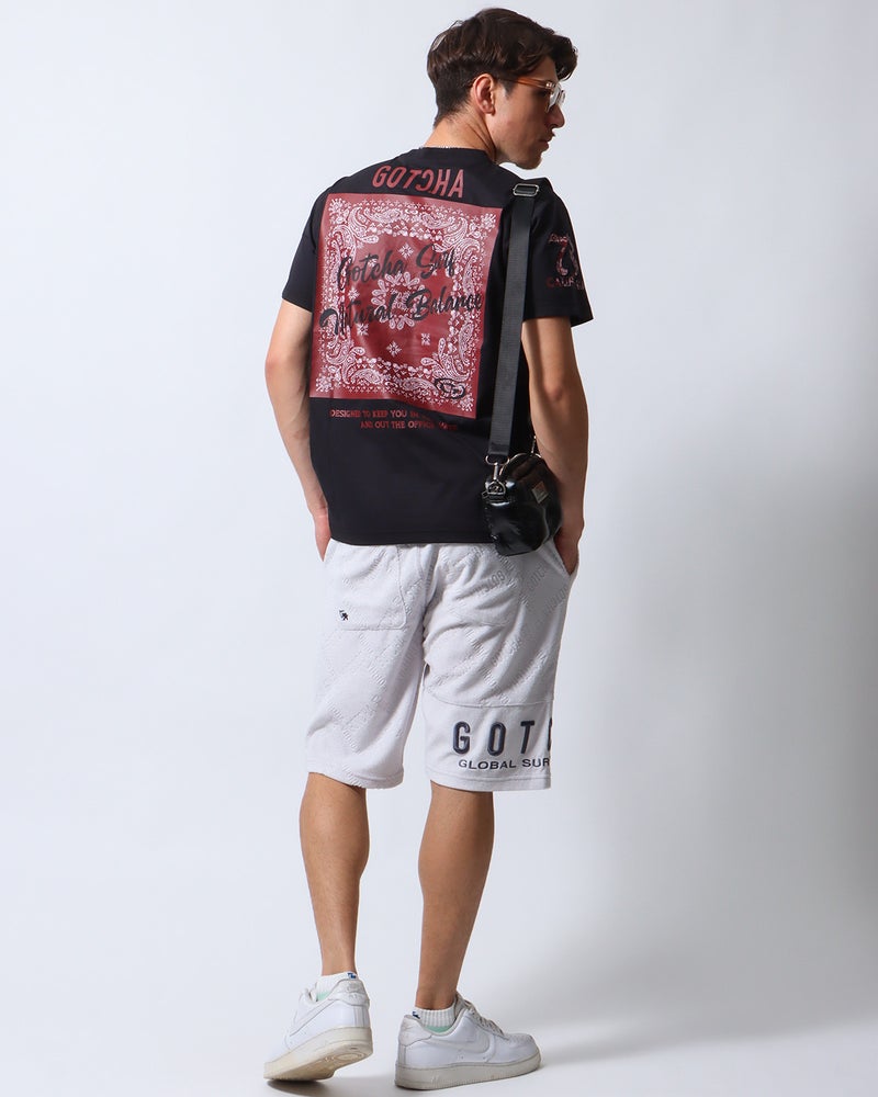 ブラック：180cm/70kg(Lサイズ着用)