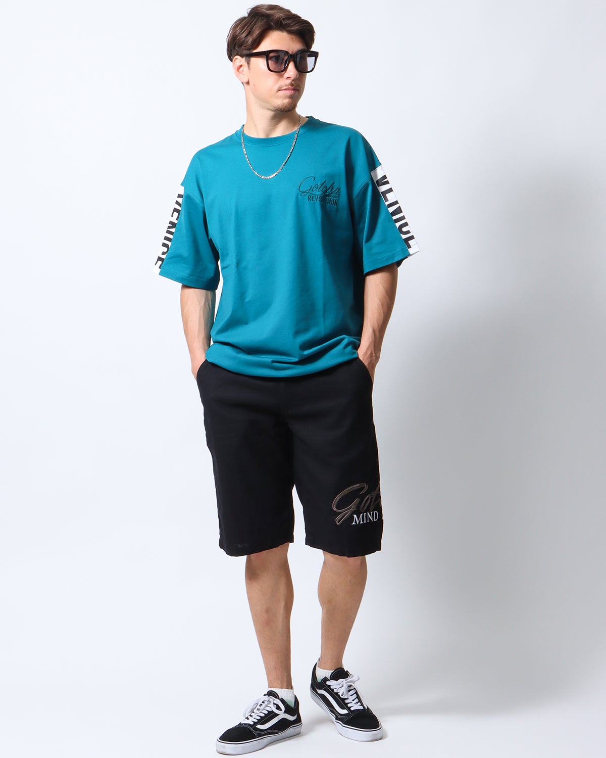 グリーン：180cm/70kg(Lサイズ着用)