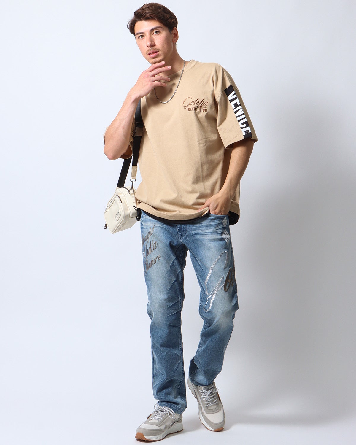 サンドベージュ：180cm/70kg(Lサイズ着用)