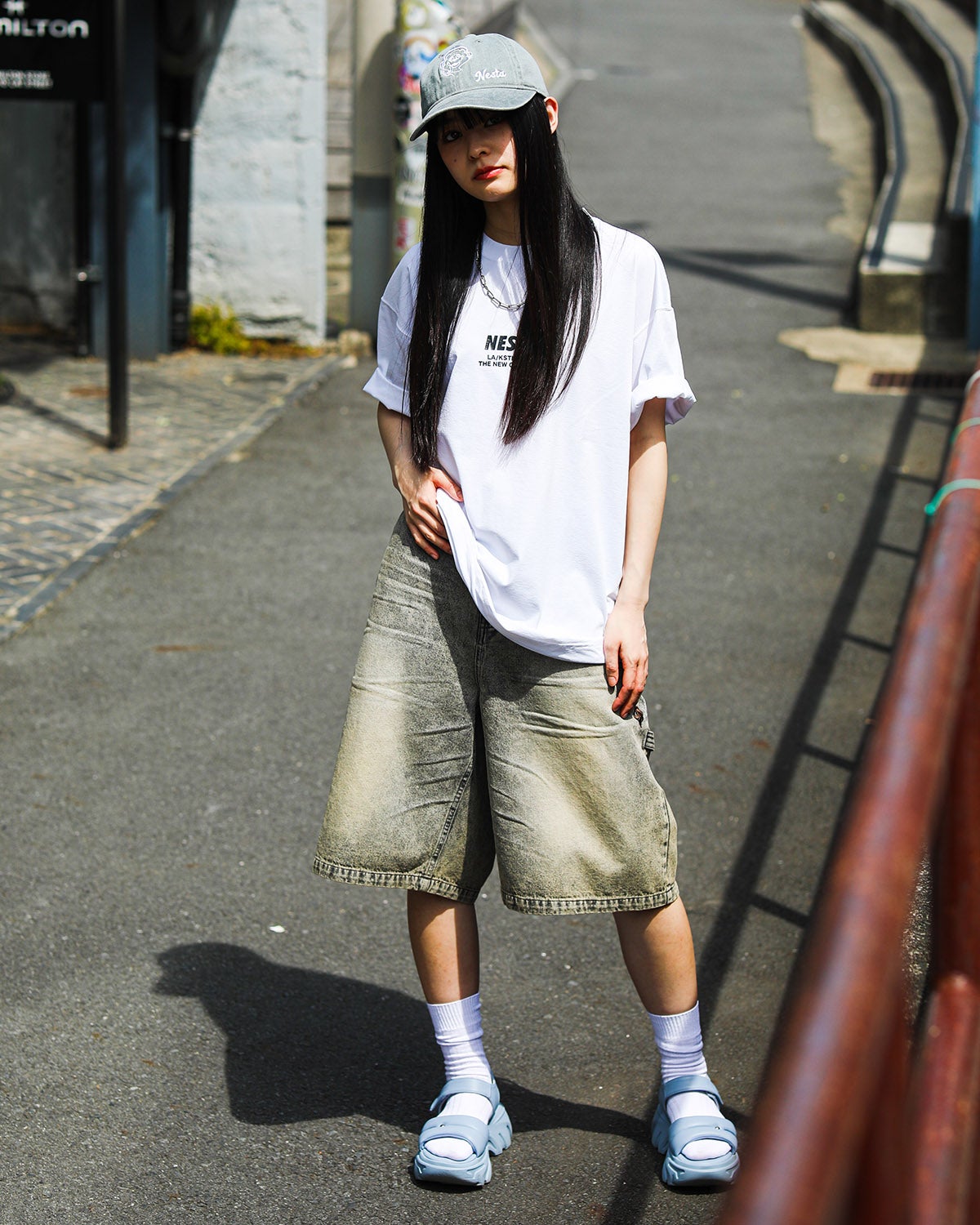 ベージュ:160cm(Mサイズ着用)