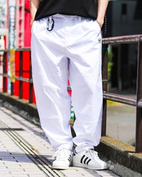 ホワイト：175cm(Mサイズ着用)