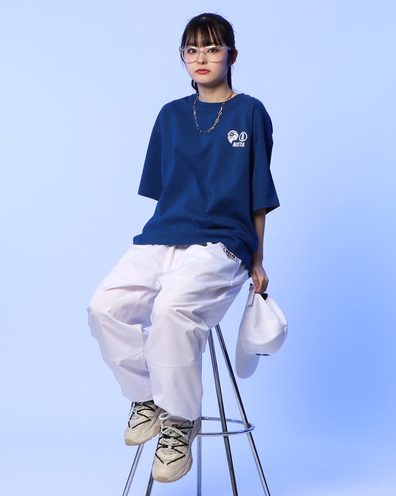 ホワイト：160cm(Mサイズ着用)