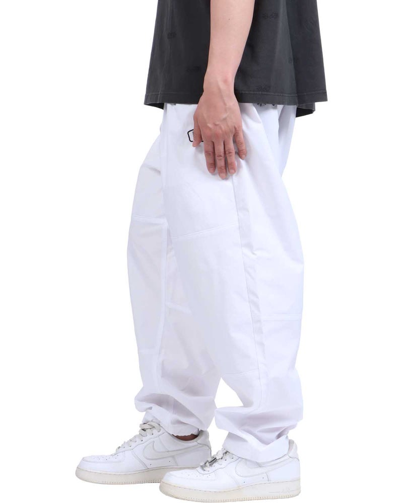 ホワイト：174cm62kg(Lサイズ着用)