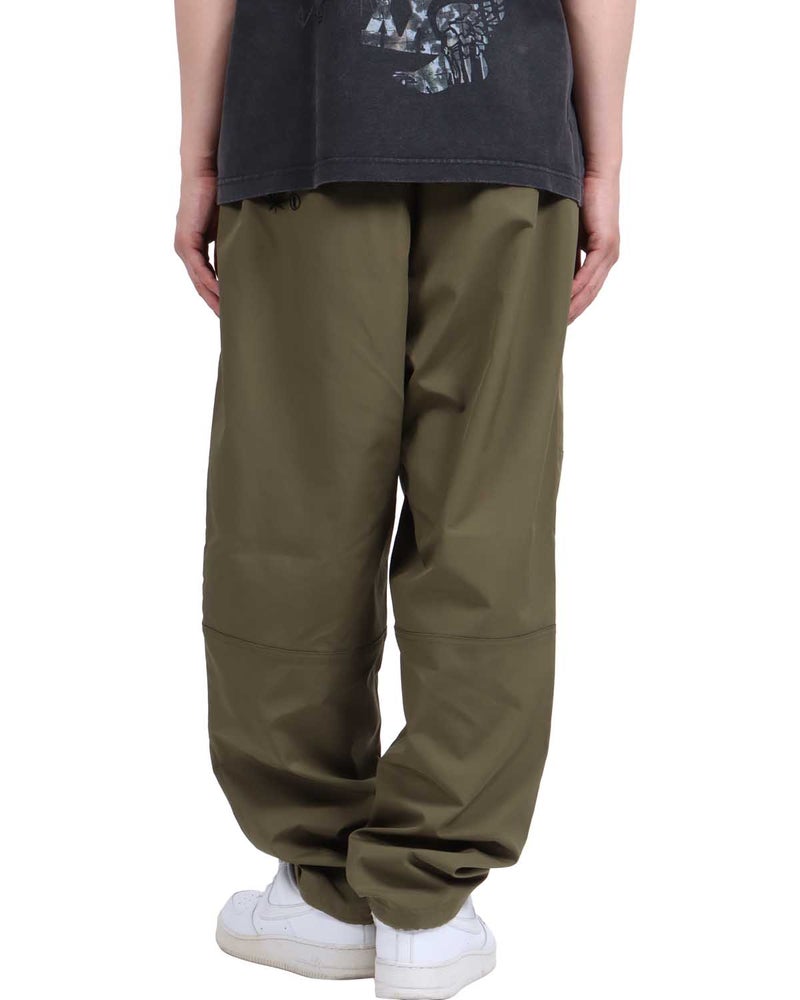 カーキ：174cm62kg(Lサイズ着用)