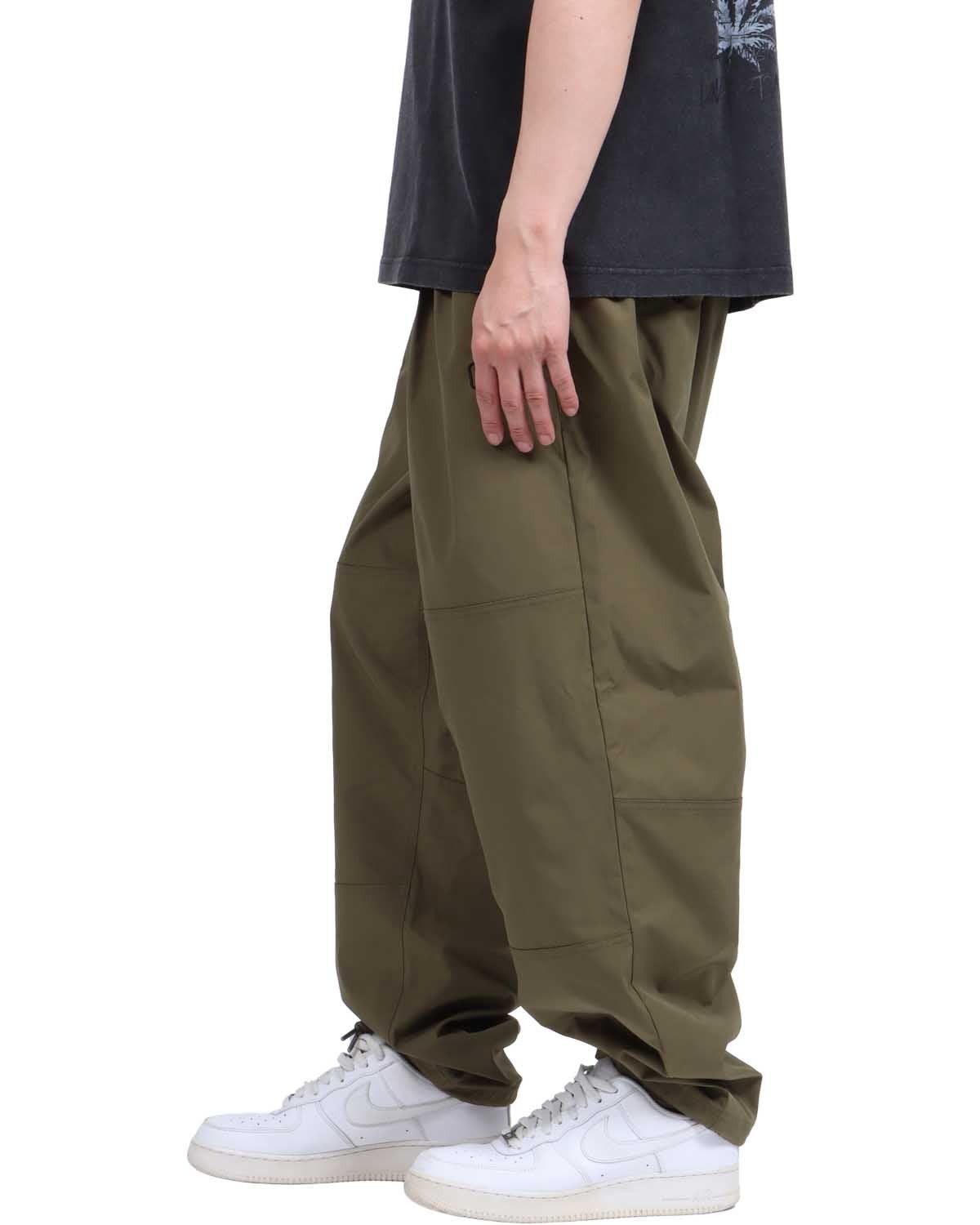 カーキ：174cm62kg(Lサイズ着用)