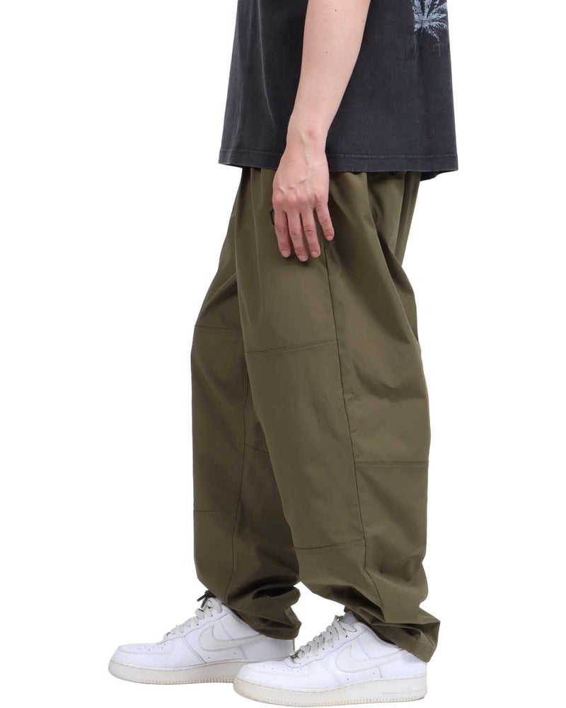 カーキ：174cm62kg(Lサイズ着用)