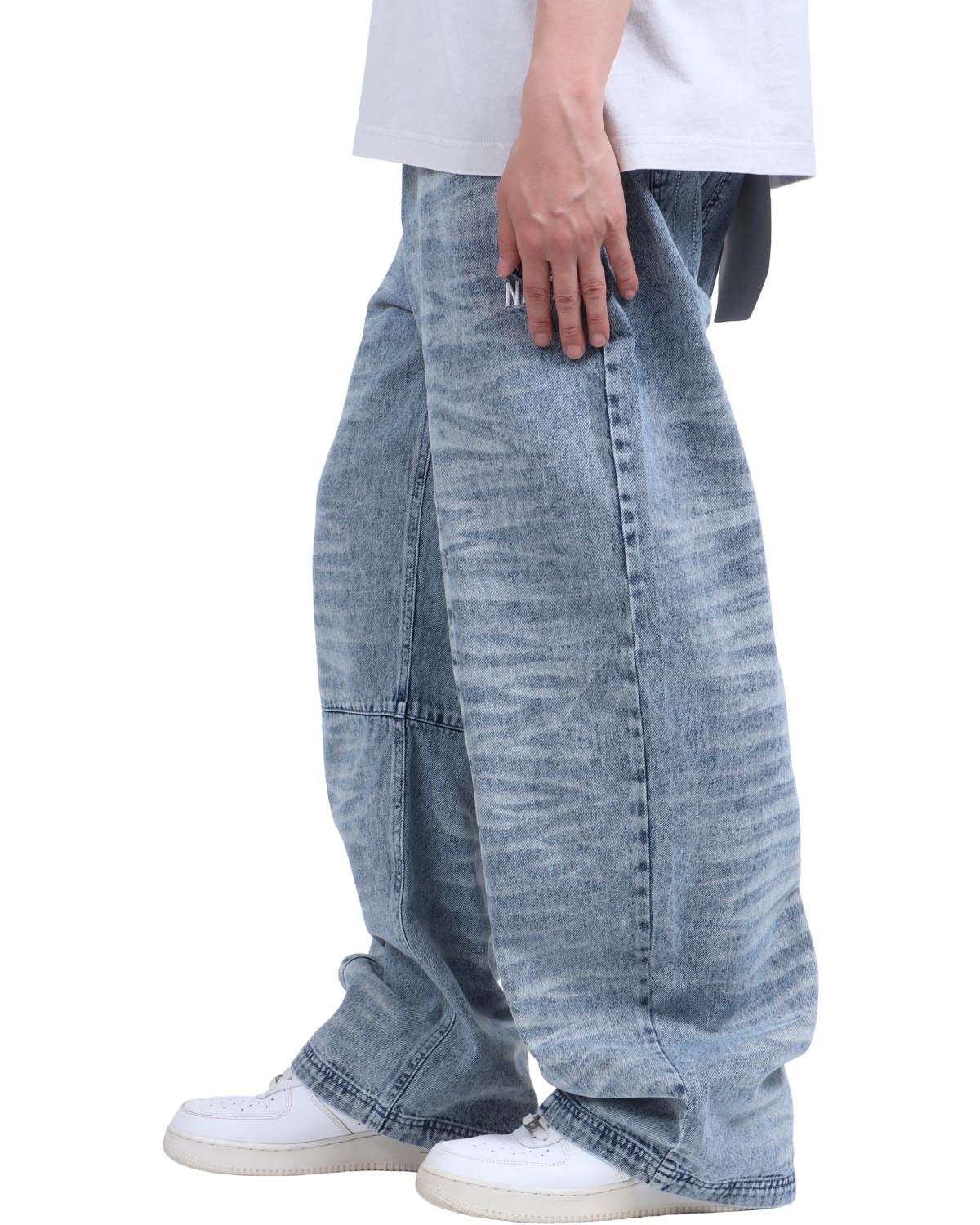 ブリーチ：174cm62kg(Lサイズ着用)