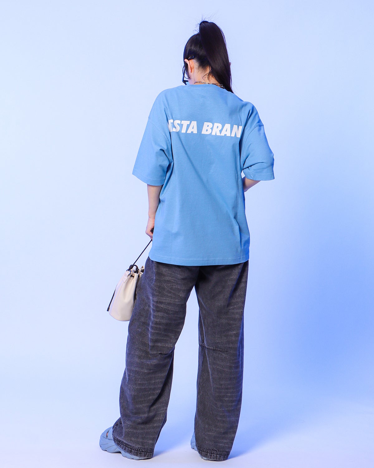 ライトブルー：160cm(Mサイズ着用)