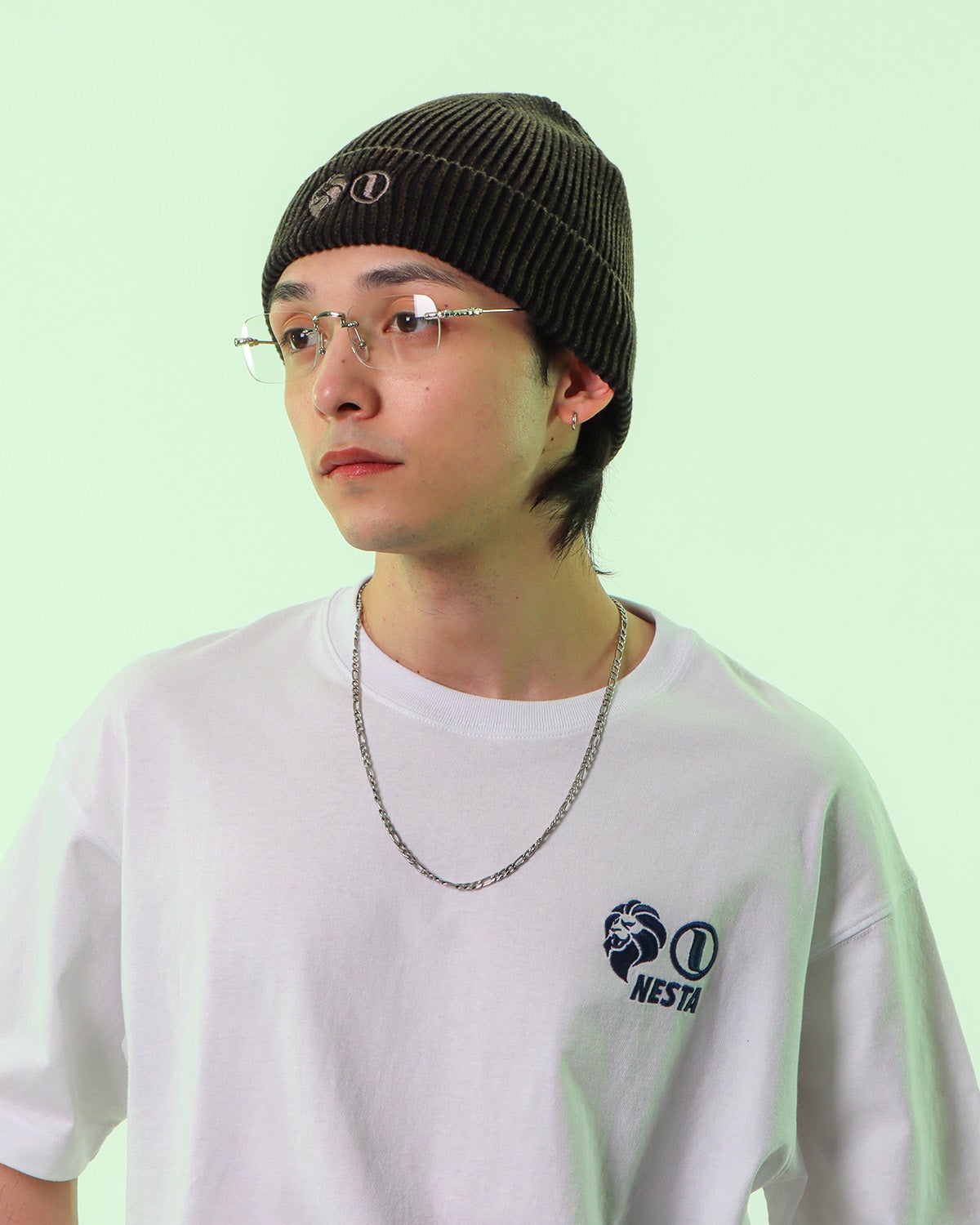 ホワイト:175cm(Mサイズ着用)