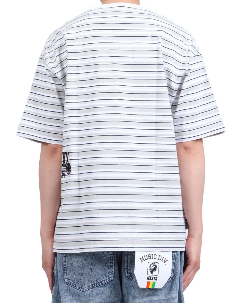 ホワイト：174cm62kg(Lサイズ着用)