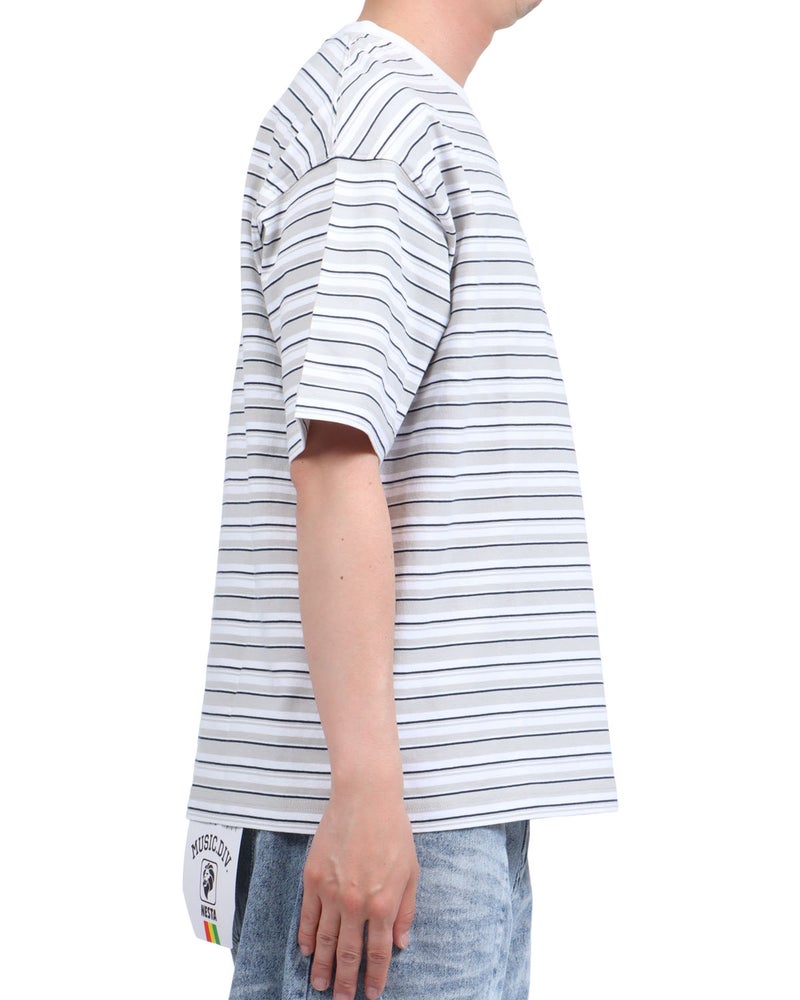 ホワイト：174cm62kg(Lサイズ着用)