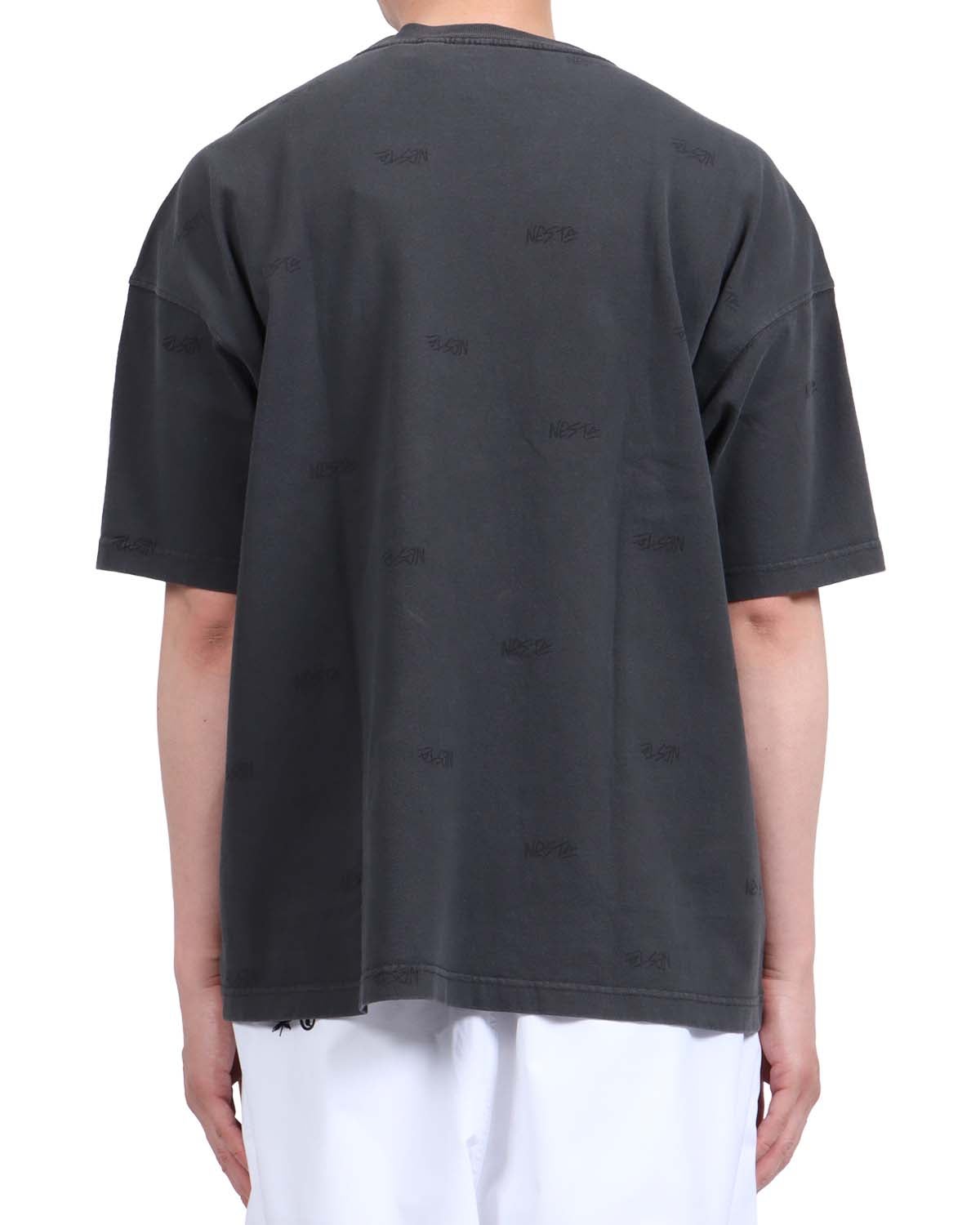 ブラック：174cm62kg(Lサイズ着用)