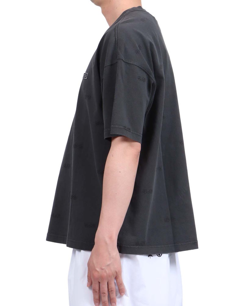 ブラック：174cm62kg(Lサイズ着用)