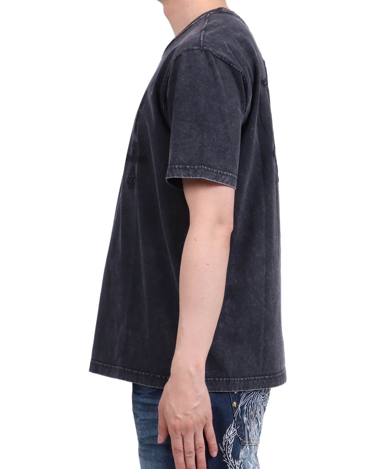 ブラック：174cm62kg(Lサイズ着用)