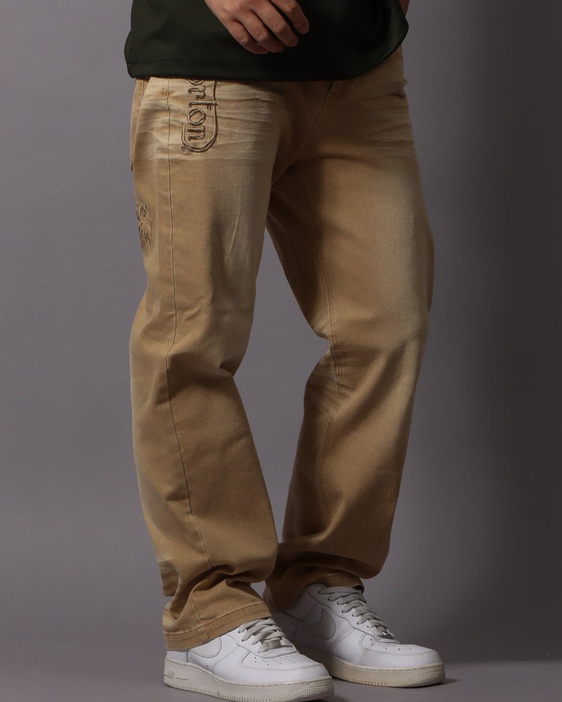 ベージュ：178cm/75kg(Lサイズ着用)